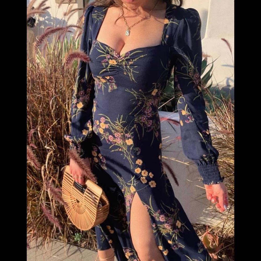 Reformation hunt dress Mademoiselle  AUTHENTIC🍒 - Picture 14 of 17